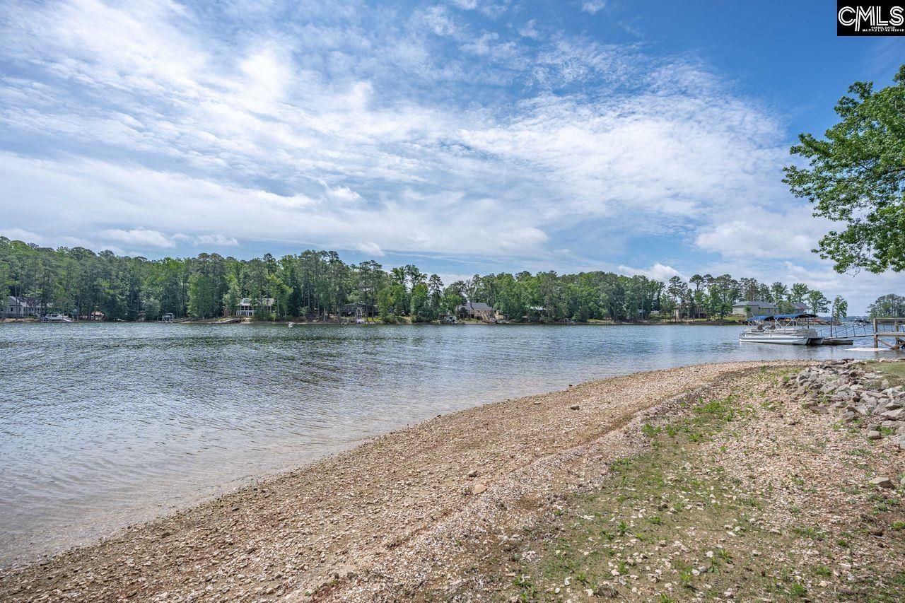 1137 Hilton Point Road Photo 4