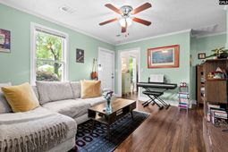 53 Kingsgate Drive  photo 4