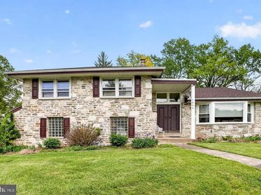 1005 QUILL LANE, ORELAND, PA 19075