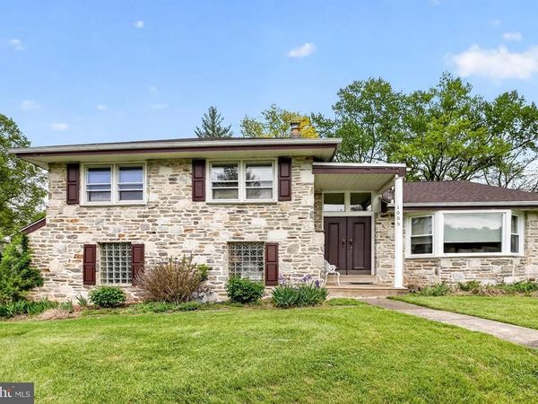 1005 QUILL LANE , ORELAND, PA 19075