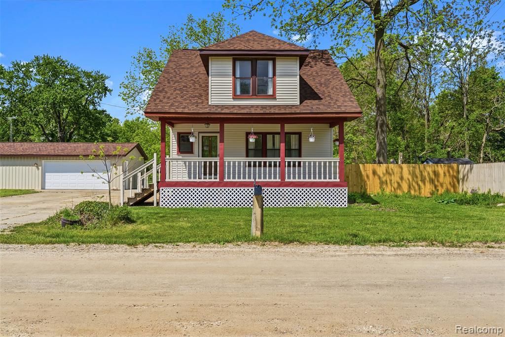 7489 Brock Way Street E, Genesee Township, MI 48458 Main Photo