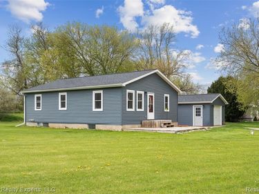 6093 Old State Road, North Branch Twp, MI 48461