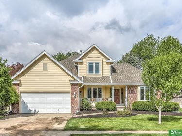 6114 S 157th Street , Omaha, NE 68135
