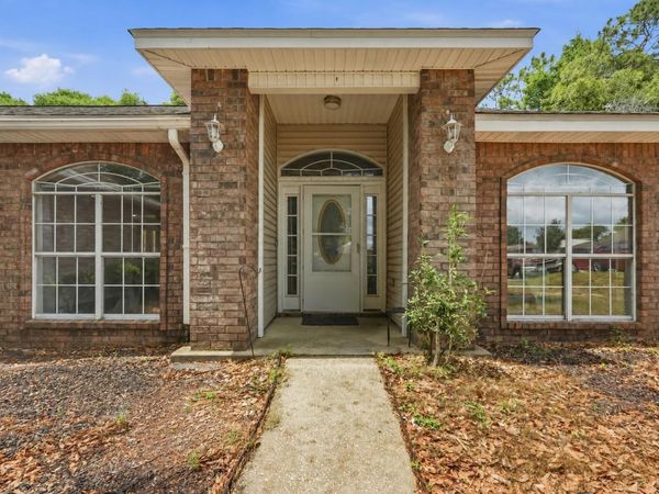 123 Steeplechase Drive, Crestview, FL 32539