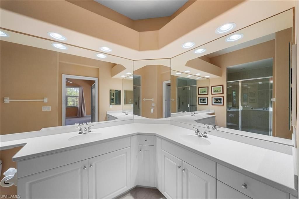8641 Piazza Del Lago Cir, Unit 201, Estero, FL 33928 Photo