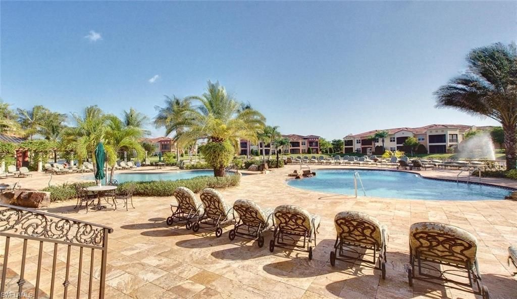 8641 Piazza Del Lago Cir, Unit 201, Estero, FL 33928 Photo