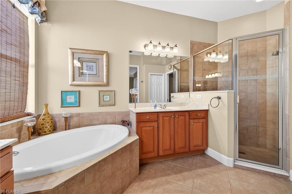 21218 Velino Ln, Estero, FL 33928 Photo