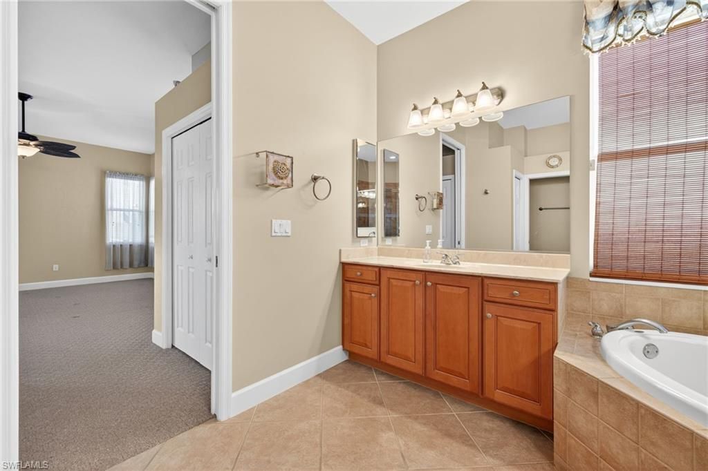 21218 Velino Ln, Estero, FL 33928 Photo