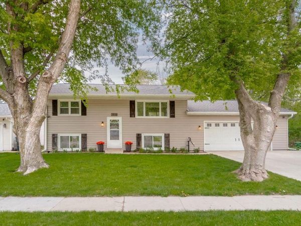 3031 Bethel Street, Waterloo, IA 50702