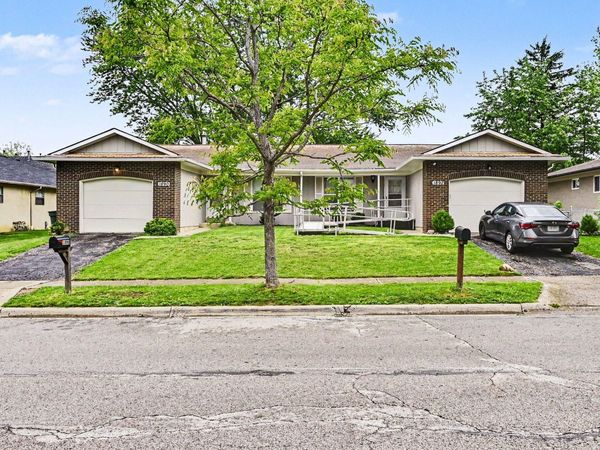 1890 Hillandale Avenue , Columbus, OH 43229