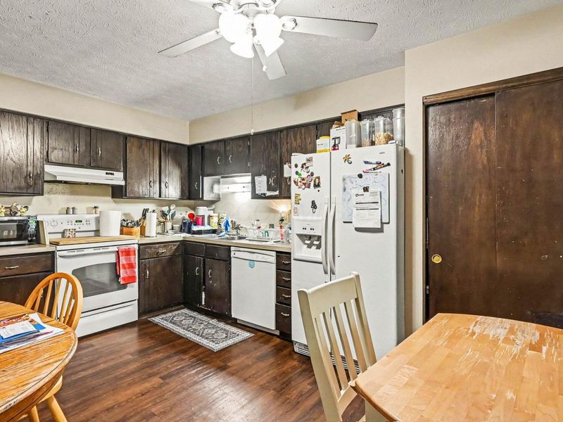 1890-1892 Hillandale Avenue, Columbus, OH 43229 Photo 5