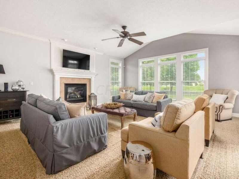 8351 Tricia Price Drive, Powell, OH 43065 Photo 4