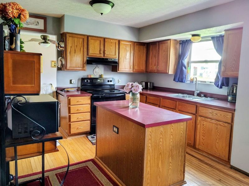 908 Larkfield Drive, Columbus, OH 43085 Photo 30