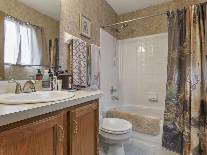 908 Larkfield Drive, Columbus, OH 43085 Photo 33