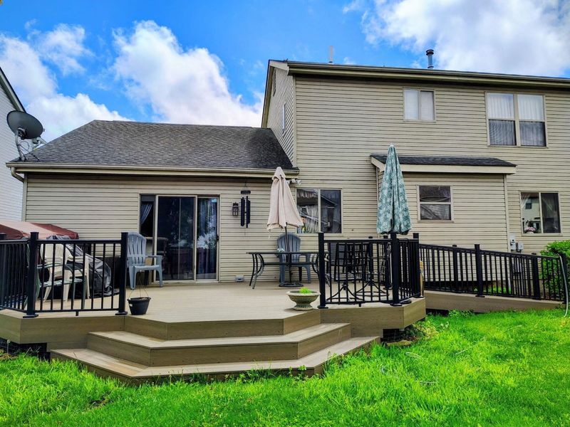 908 Larkfield Drive, Columbus, OH 43085 Photo 4