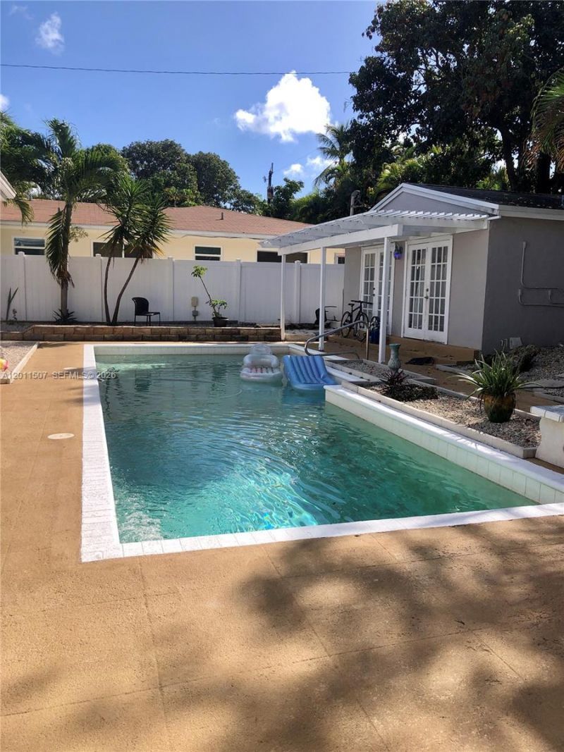 1630 NE 4th Pl, Unit A3, Fort Lauderdale, FL 33301 Photo