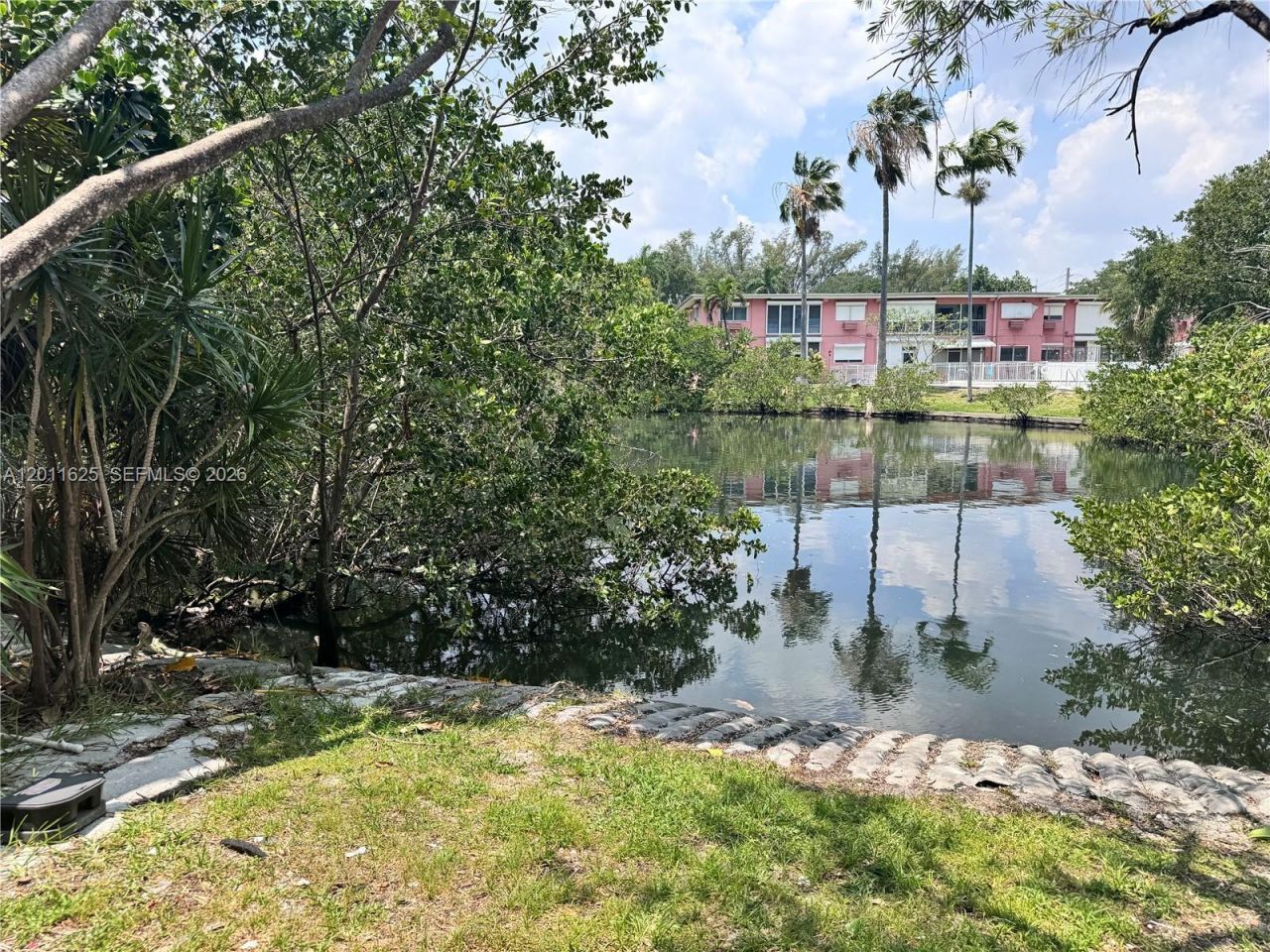12590 NE 16th Ave , Unit 209, North Miami, FL 33161 Photo