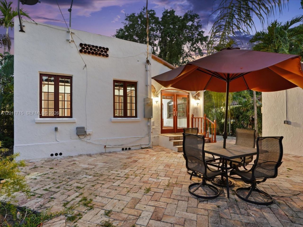 1137 Asturia Ave, Coral Gables, FL 33134 Photo