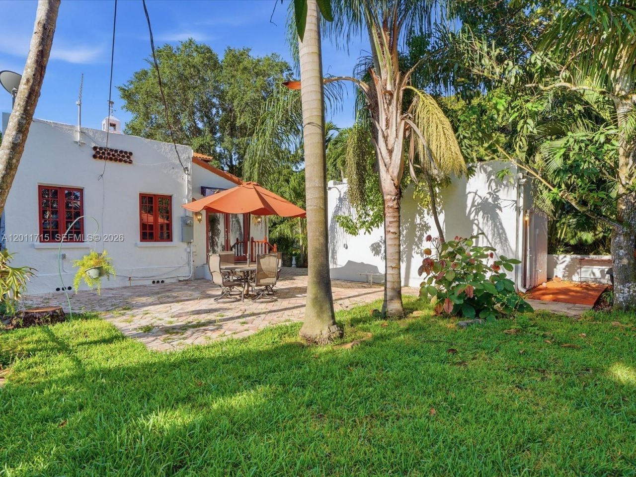 1137 Asturia Ave, Coral Gables, FL 33134 Photo