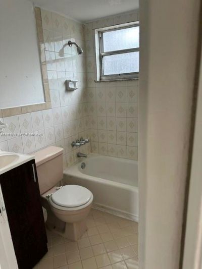1800 NW 19th Ter , Miami, FL 33125 Photo
