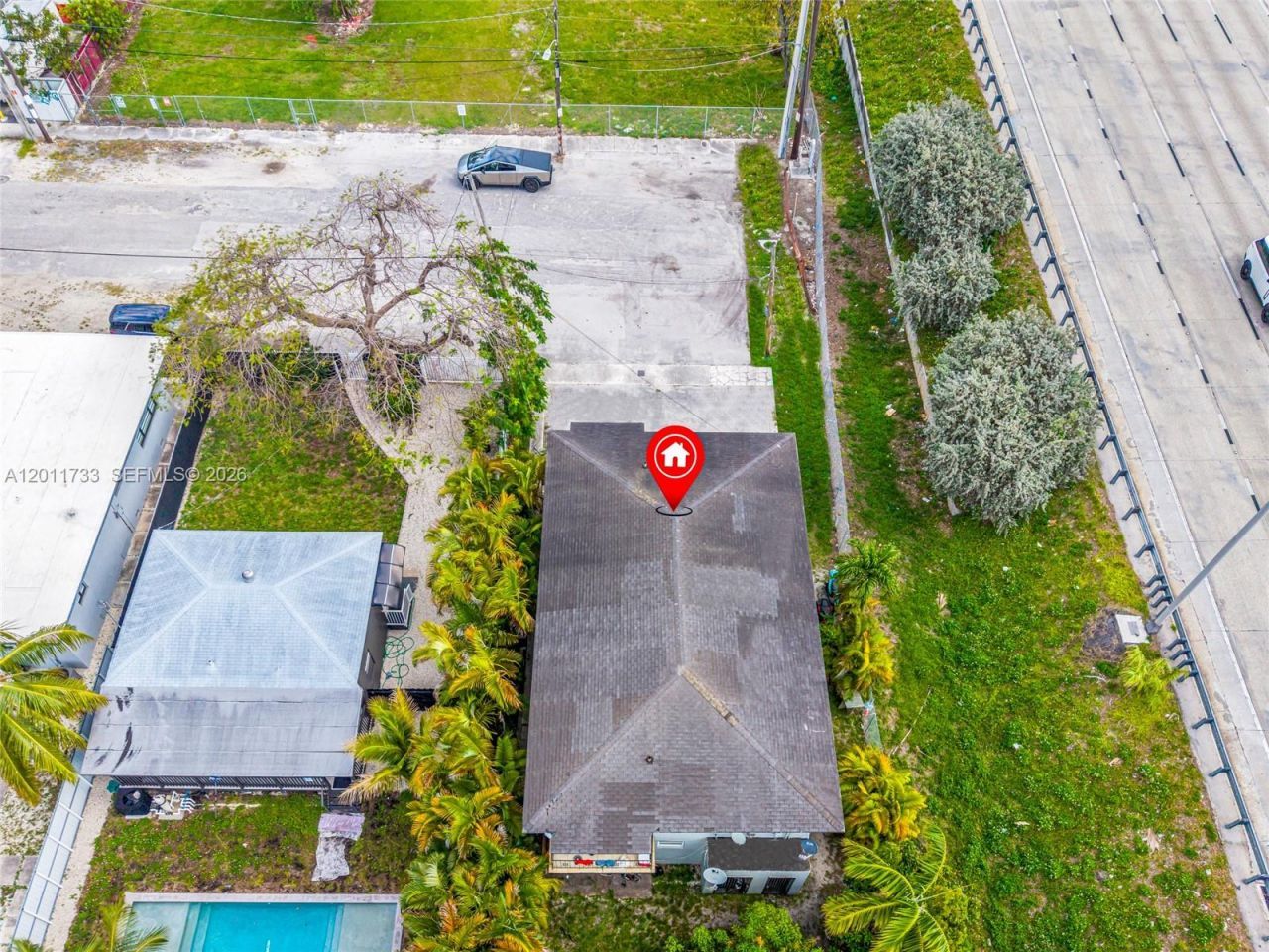650 NW 28th St, Miami, FL 33127 Photo