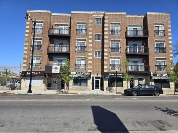 5321 N Lincoln Avenue , Unit B, Chicago, IL 60625