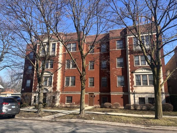 6348 13th Street , Unit A06, Berwyn, IL 60402
