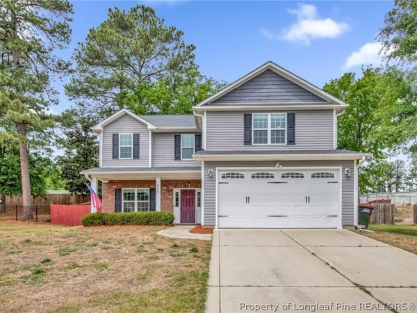 890 DUVAL Drive , Fayetteville, NC 28304