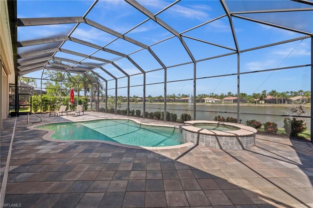 19419 La Serena Dr, Estero, FL 33967 Photo