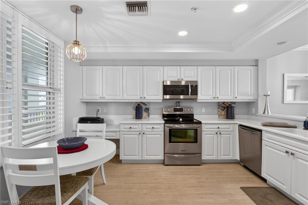 4975 Bonita Beach Rd , Unit 304, Bonita Springs, FL 34134 Photo