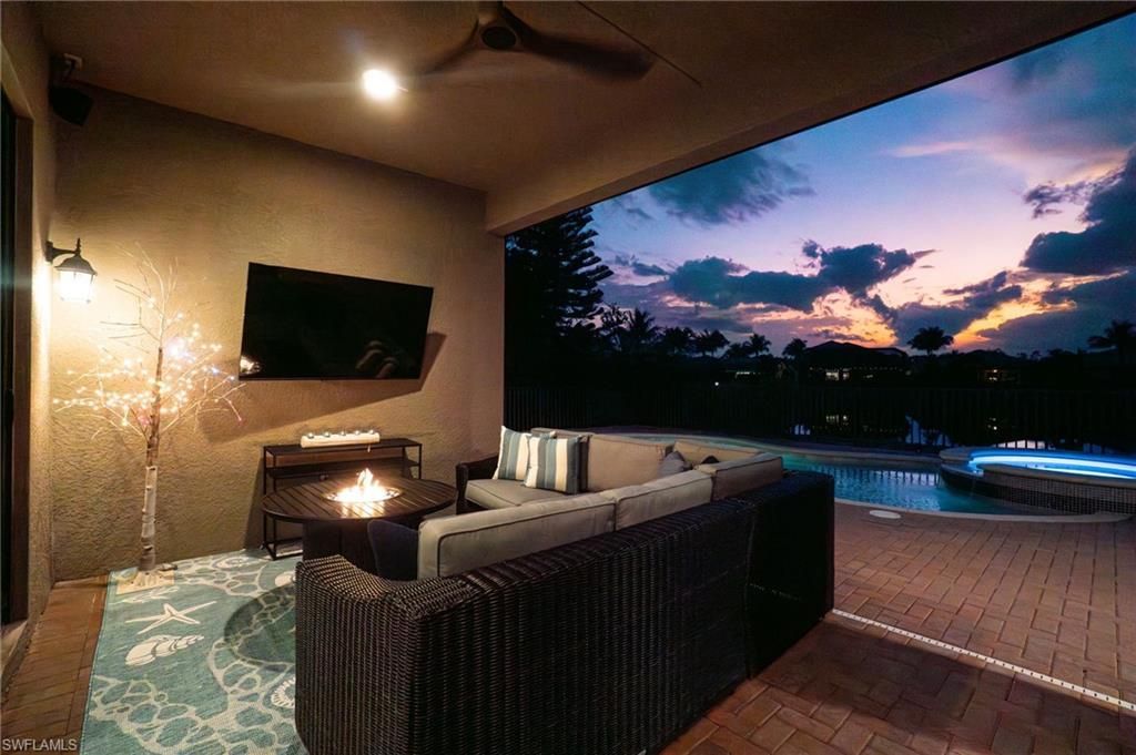2767 Cinnamon Bay Cir , Naples, FL 34119 Photo