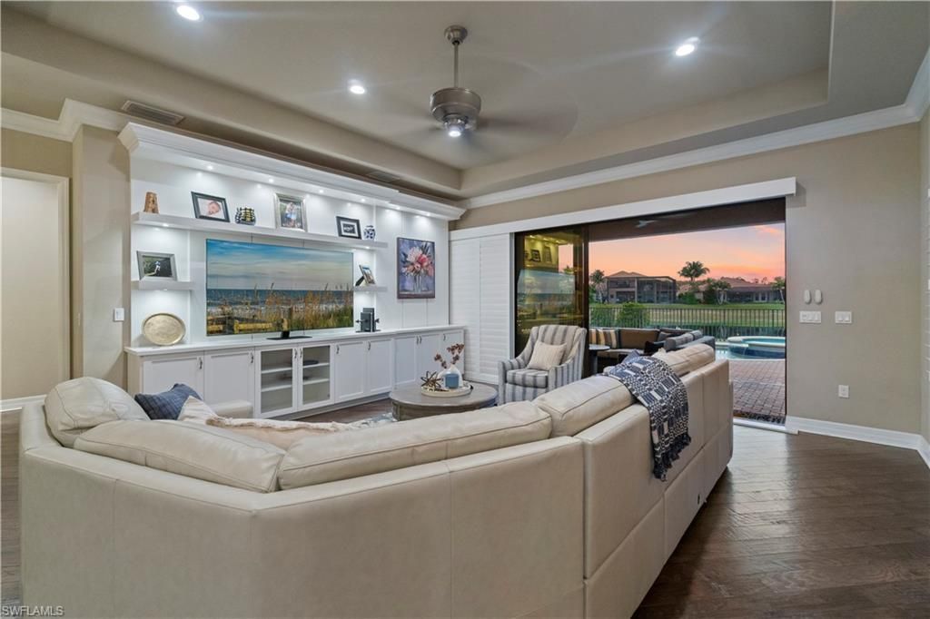 2767 Cinnamon Bay Cir , Naples, FL 34119 Photo