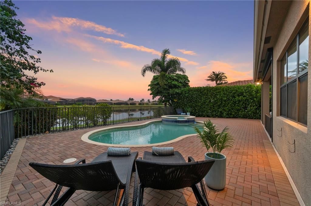 2767 Cinnamon Bay Cir , Naples, FL 34119 Photo