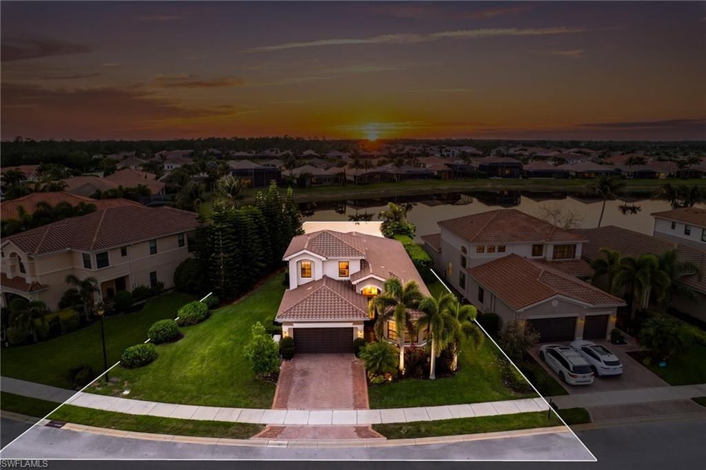 2767 Cinnamon Bay Cir , Naples, FL 34119 Photo