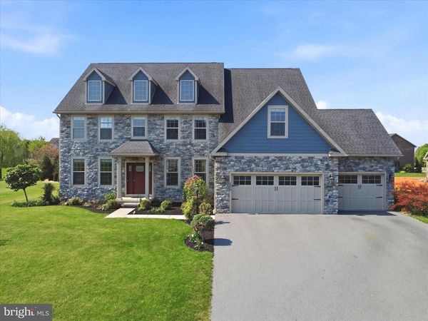 206 MATTHEW DRIVE , CHAMBERSBURG, PA 17201
