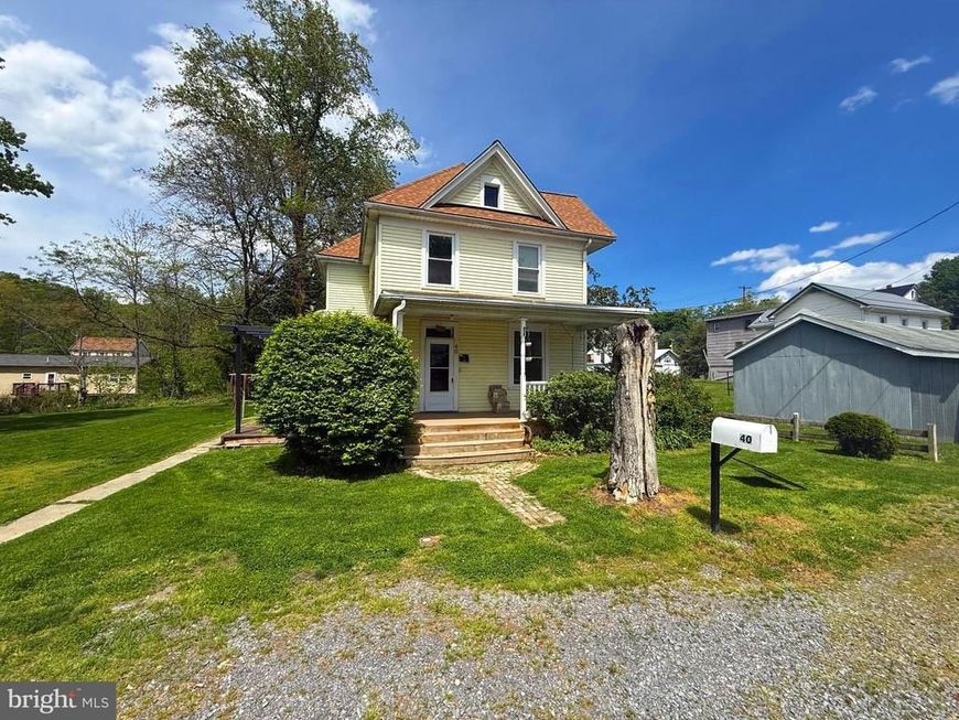 40 Mable Lane , Berkeley Springs, WV 25411 Main Photo