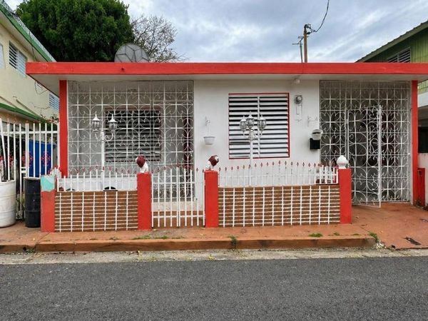 #5 CALLE JUAN B LOJOS, Mayaguez, PR 00682