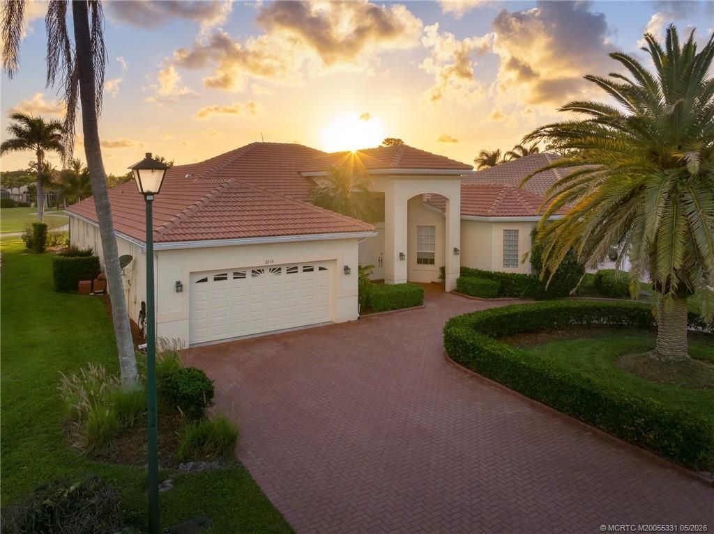 2216 SE Stonehaven Road, Port Saint Lucie, FL 34952 Photo