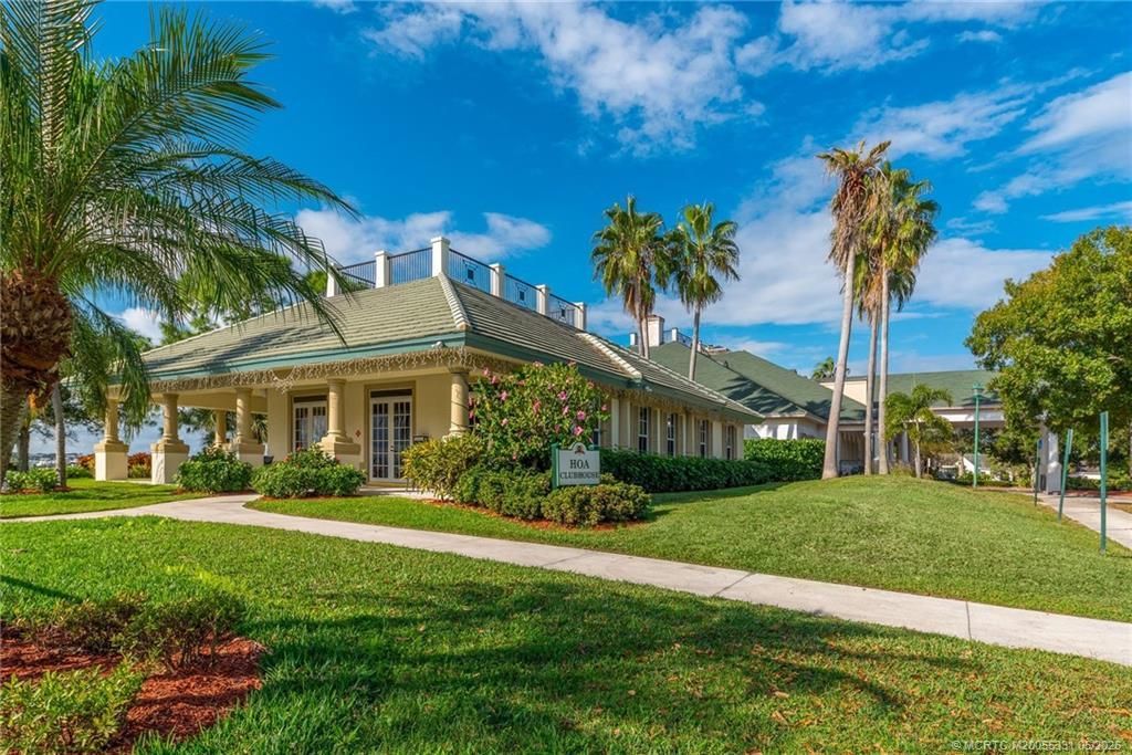 2216 SE Stonehaven Road, Port Saint Lucie, FL 34952 Photo