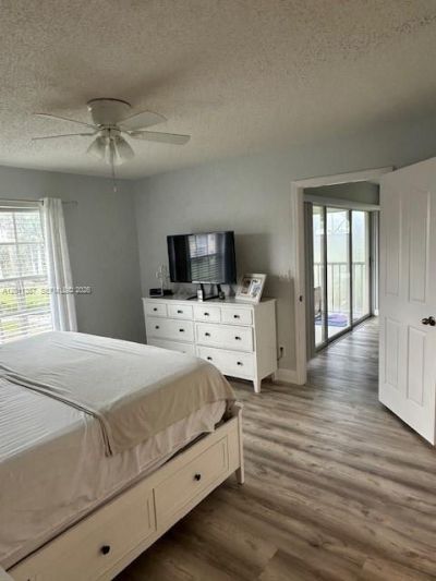 575 Augusta Boulevard , Unit 8, Naples, FL 34113 Photo