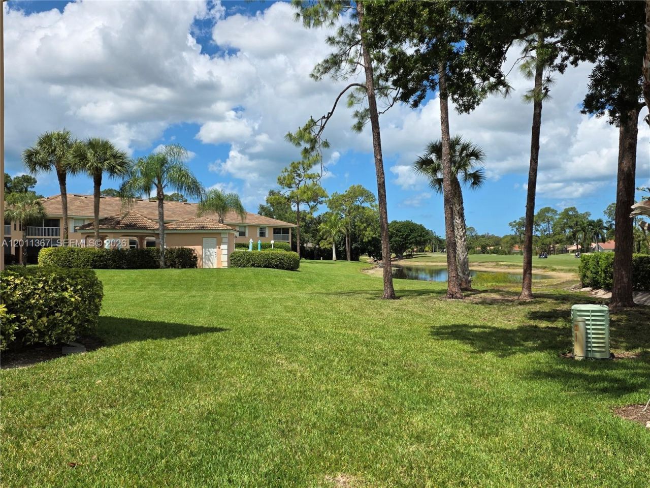 575 Augusta Boulevard , Unit 8, Naples, FL 34113 Photo