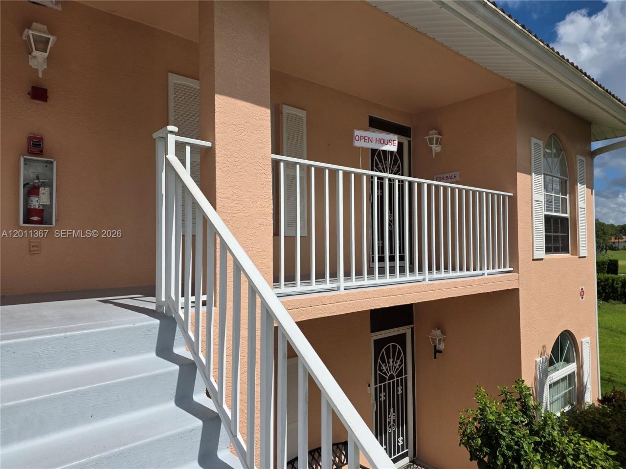 575 Augusta Boulevard , Unit 8, Naples, FL 34113 Photo