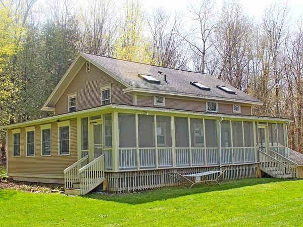 3263 Route 30, Cornwall, VT 05753