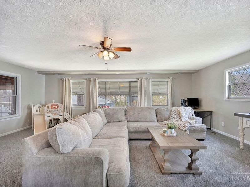 6917 Kleindale Avenue, North College Hill, OH 45231 Photo 16