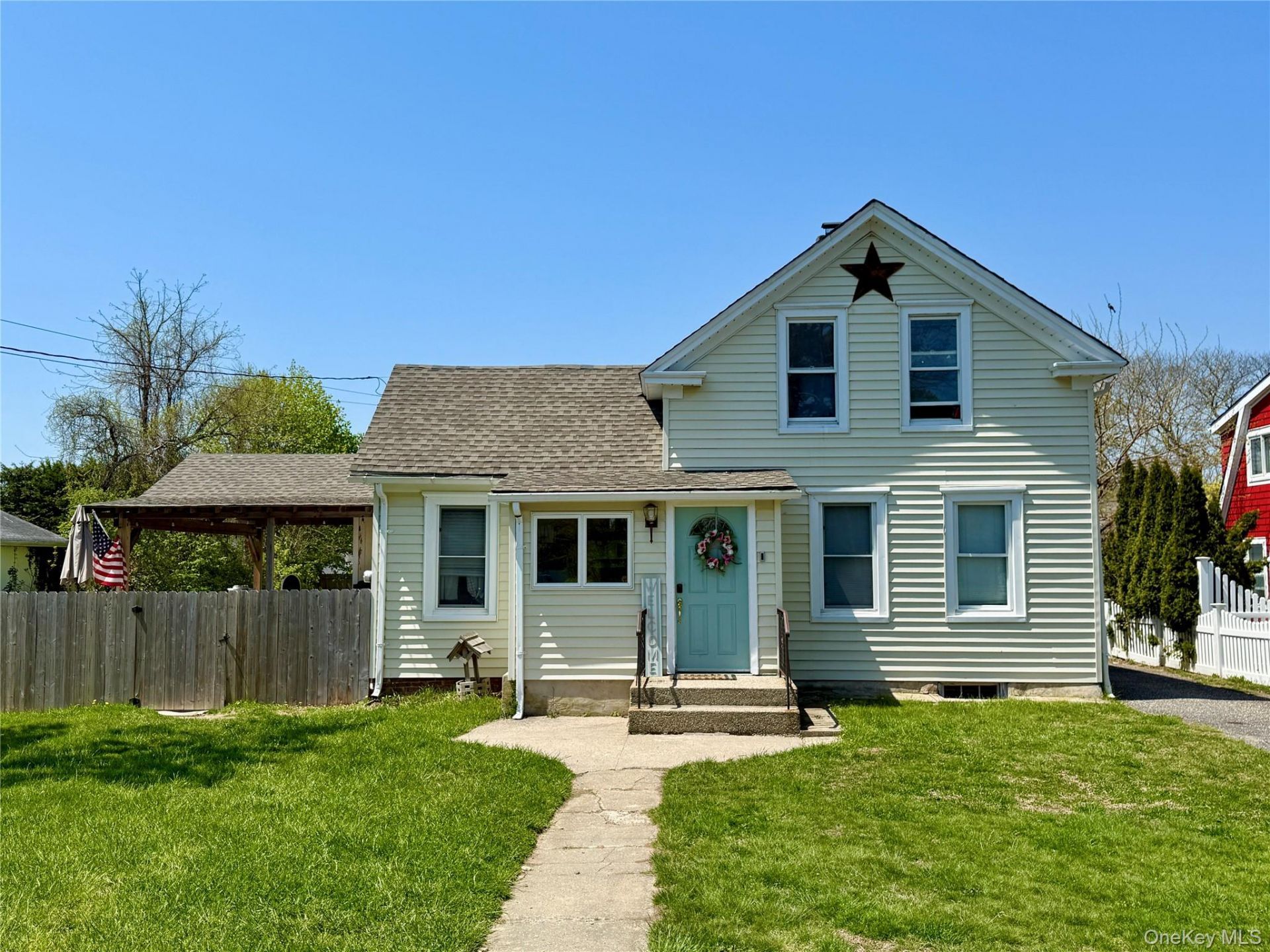 86 Tyler Avenue, West Sayville, NY 11796 Main Photo
