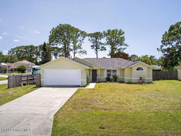 1602 Hawksbill Street NW , Palm Bay, FL 32907