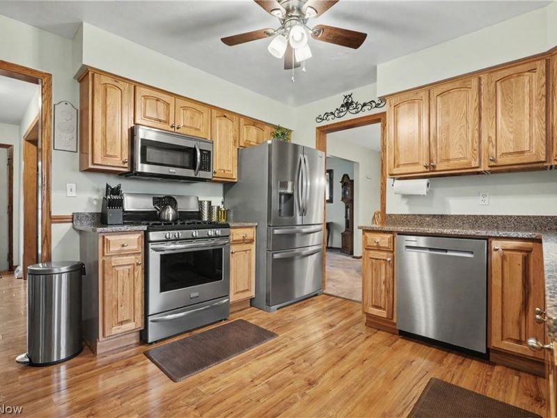 6645 Summit Drive , Canfield, OH 44406 Photo 13