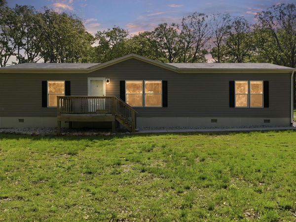22227 Doe Run Trail , Wheatland, MO 65779
