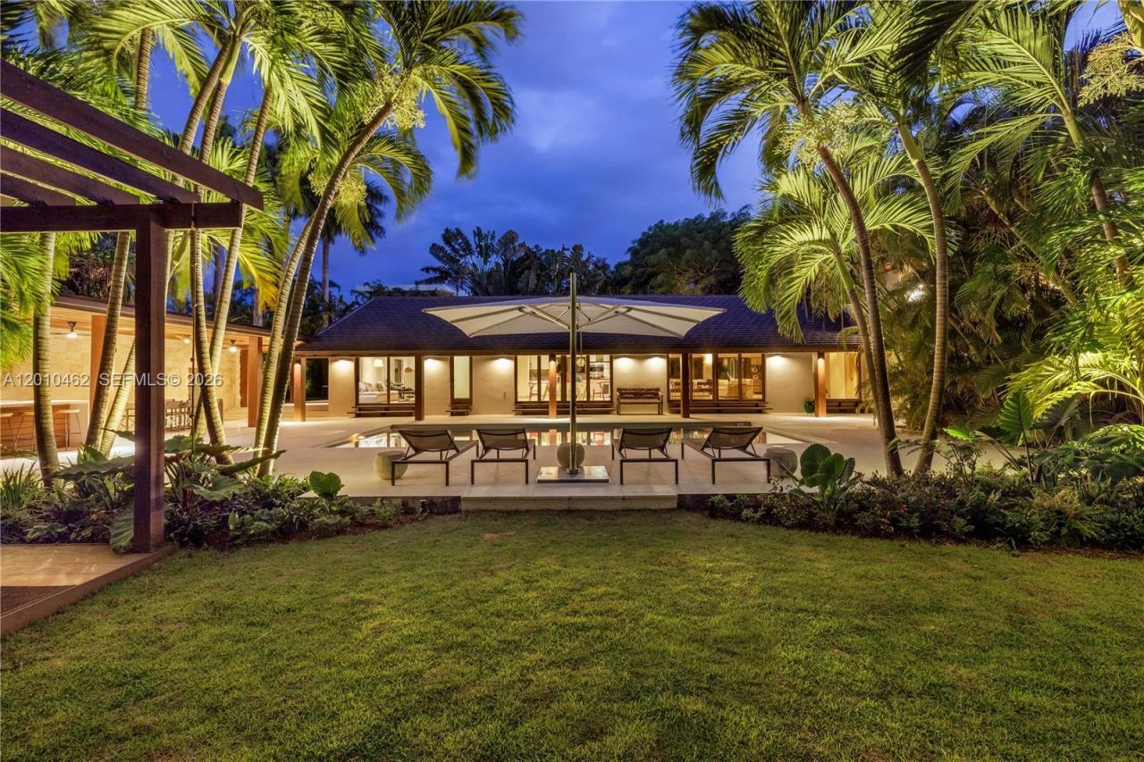 3600 Stewart Ave, Miami, FL 33133 Photo