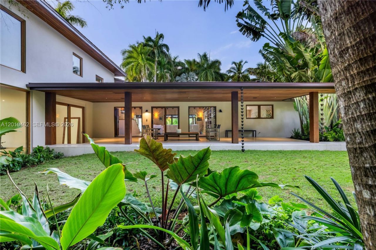 3600 Stewart Ave, Miami, FL 33133 Photo